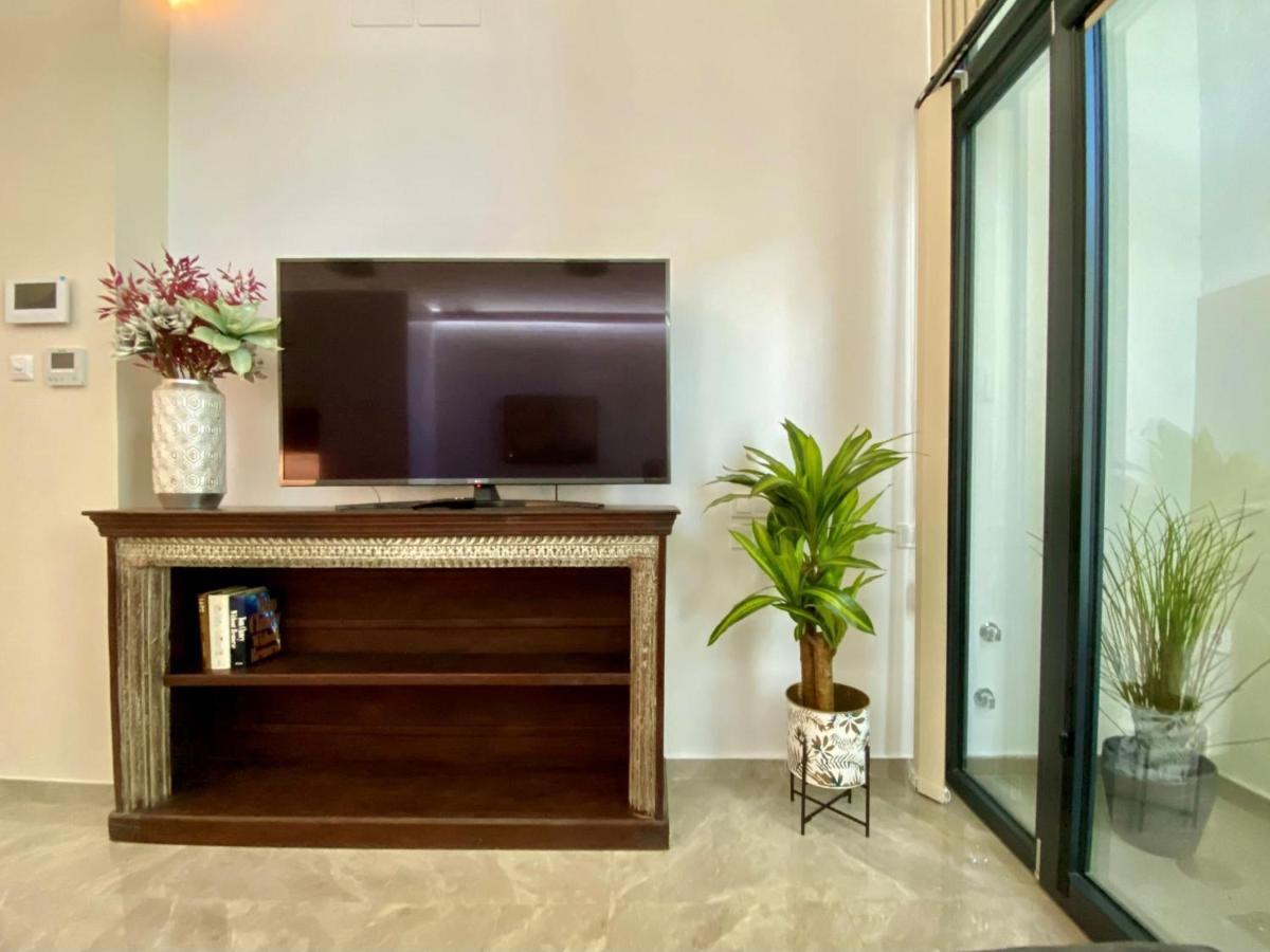 Tr3 Aparcamiento Incluido Familias Loft Almirante Apartment Seville Exterior photo