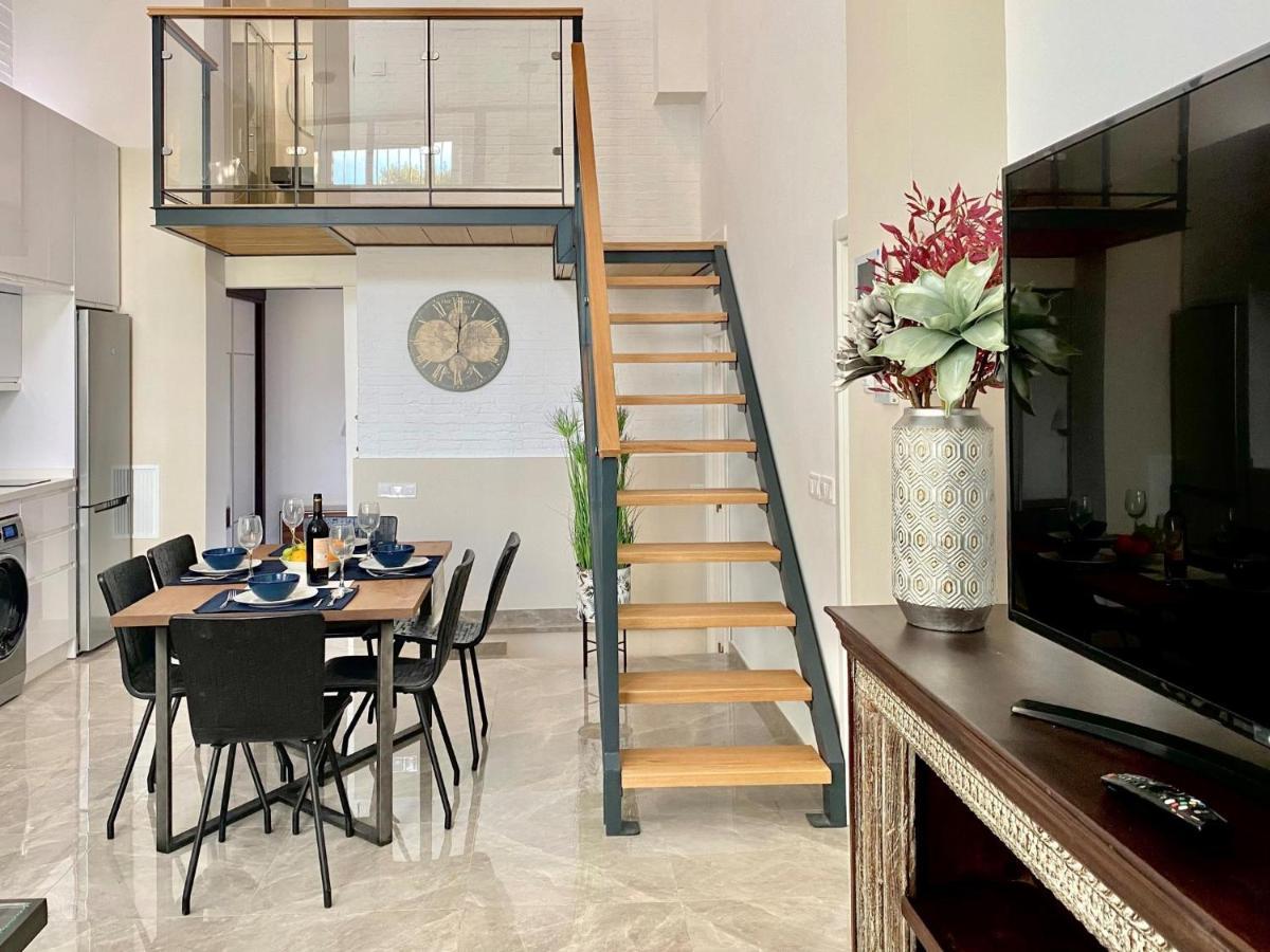 Tr3 Aparcamiento Incluido Familias Loft Almirante Apartment Seville Exterior photo
