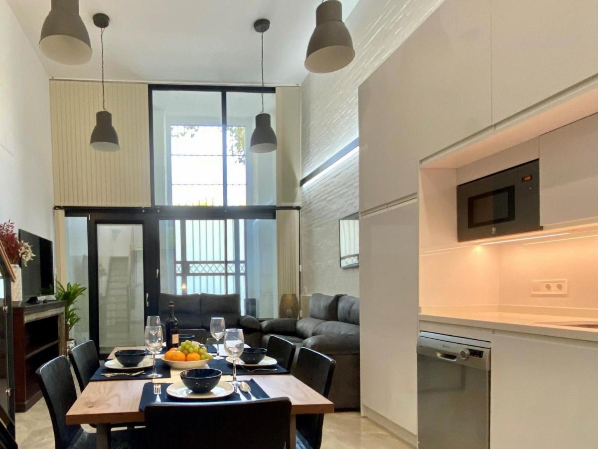 Tr3 Aparcamiento Incluido Familias Loft Almirante Apartment Seville Exterior photo